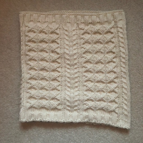 Gap Cowl Neck Scarf - Picture 2 of 2